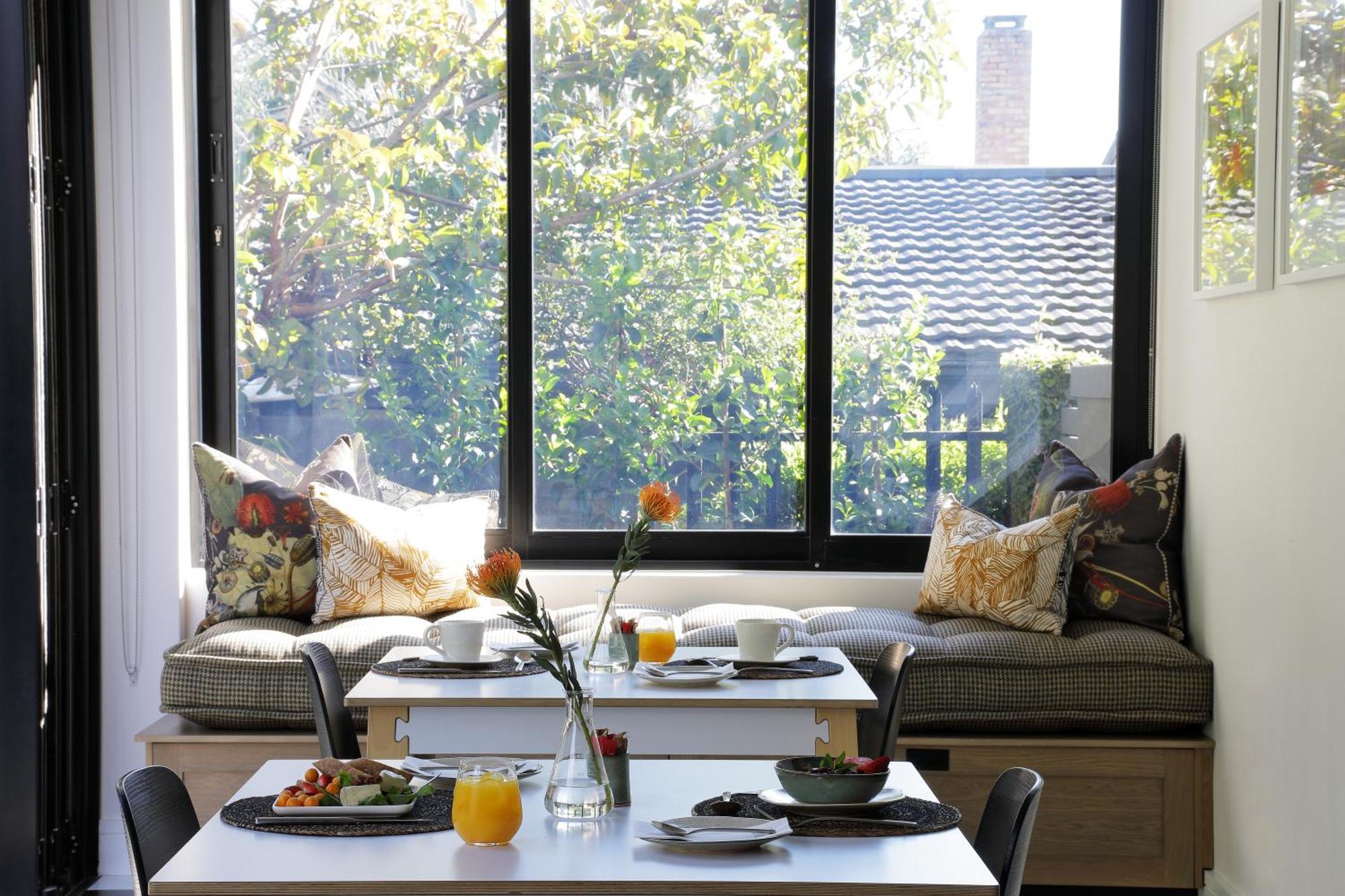 Twice Central Guest House Stellenbosch Ngoại thất bức ảnh